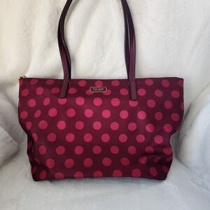 Kate Spade tote w/zipper